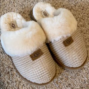 UGGs slippers